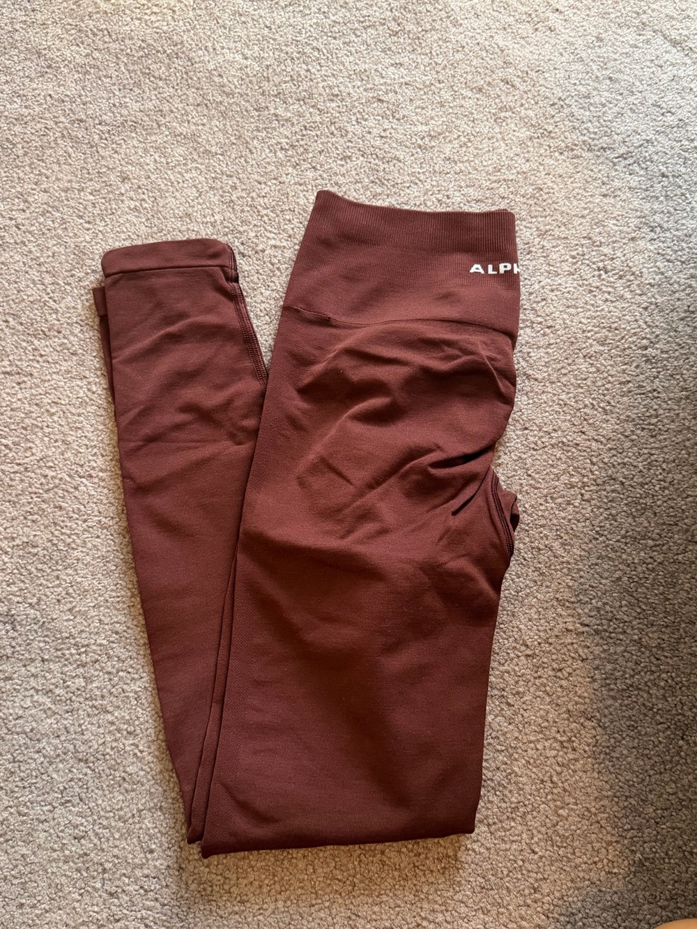 Alphalete Amplify Legging - Sangria